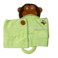 Cute Green Monkey - Uno de un tipo extra grande niño / niño Animal Character Bamboo Towel con patas y una cola, tamaño extra grande